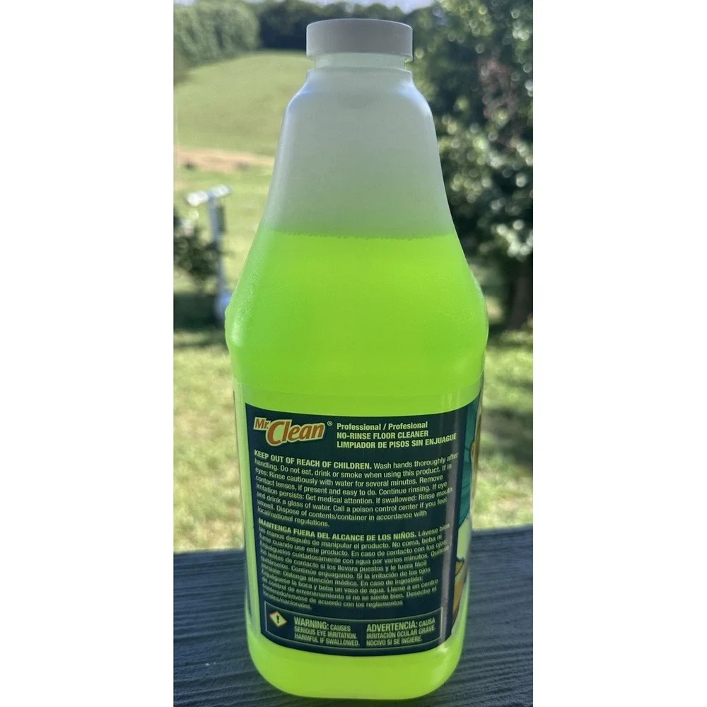 Floor Cleaner from Mr. Clean Professional, No-Rinse Ready to Use Cleaner 3.78 L